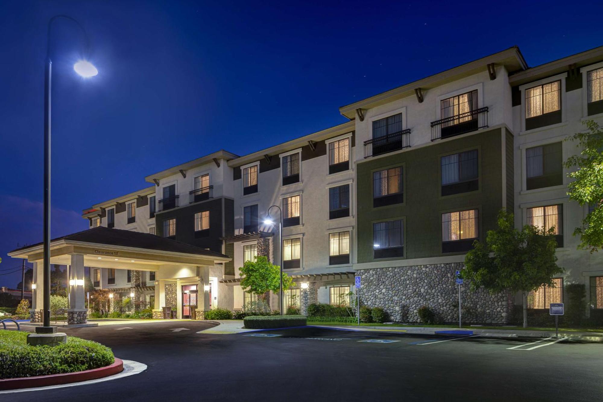Hampton Inn & Suites Сан Луис Обиспо Экстерьер фото